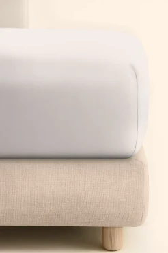 Jasno Szare Prześcieradło Jersey Z Gumką 140x200 + 30cm