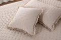 Poszewki i Narzuta Amour marszczona z falbanką Spod Igły i Nitki beż 6.webp