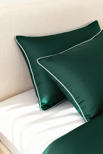 Bambusowa Poszewka z Białą Bizą Butelkowa Zieleń