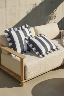 Grafitowa Poszewka Ogrodowa STRIPES 40x40