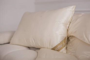 Ekskluzywna Poduszka Puchowa 50x70 Notte Dolce Animex