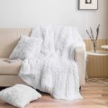 Koc Yeti biały sofa.jpg