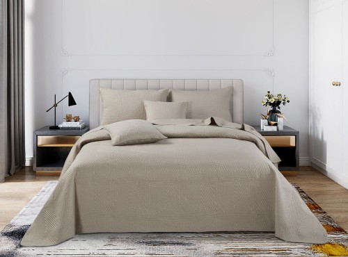 Beżowa Narzuta Pikowana Velvet na Łóżko 140x200 TRIO