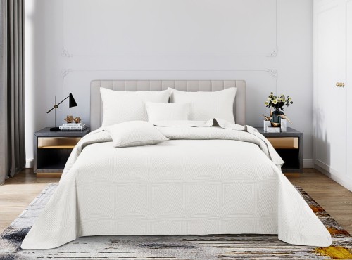 Kremowa Narzuta Pikowana Velvet na Łóżko 140x200 TRIO